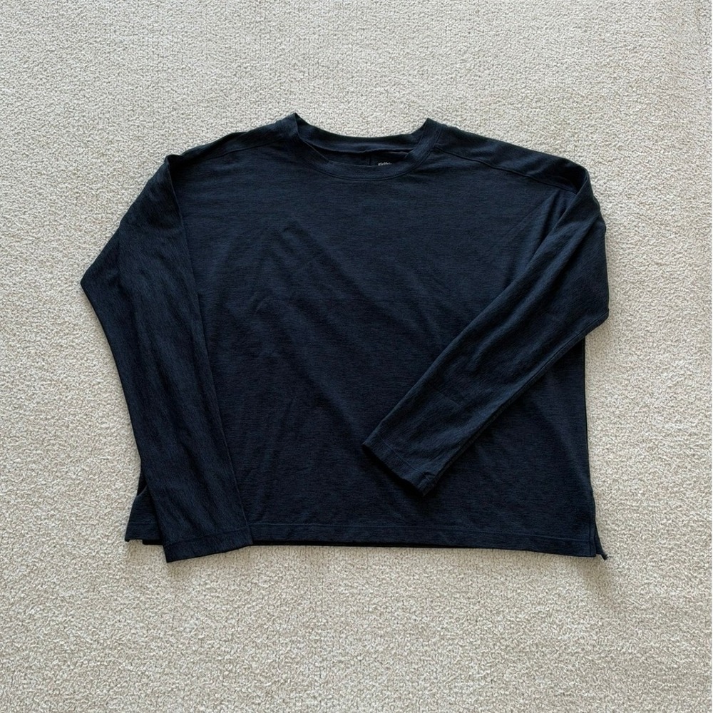 Girlfriend Collective ReSet Relaxed Long Sleeve size XS in Navy Blue